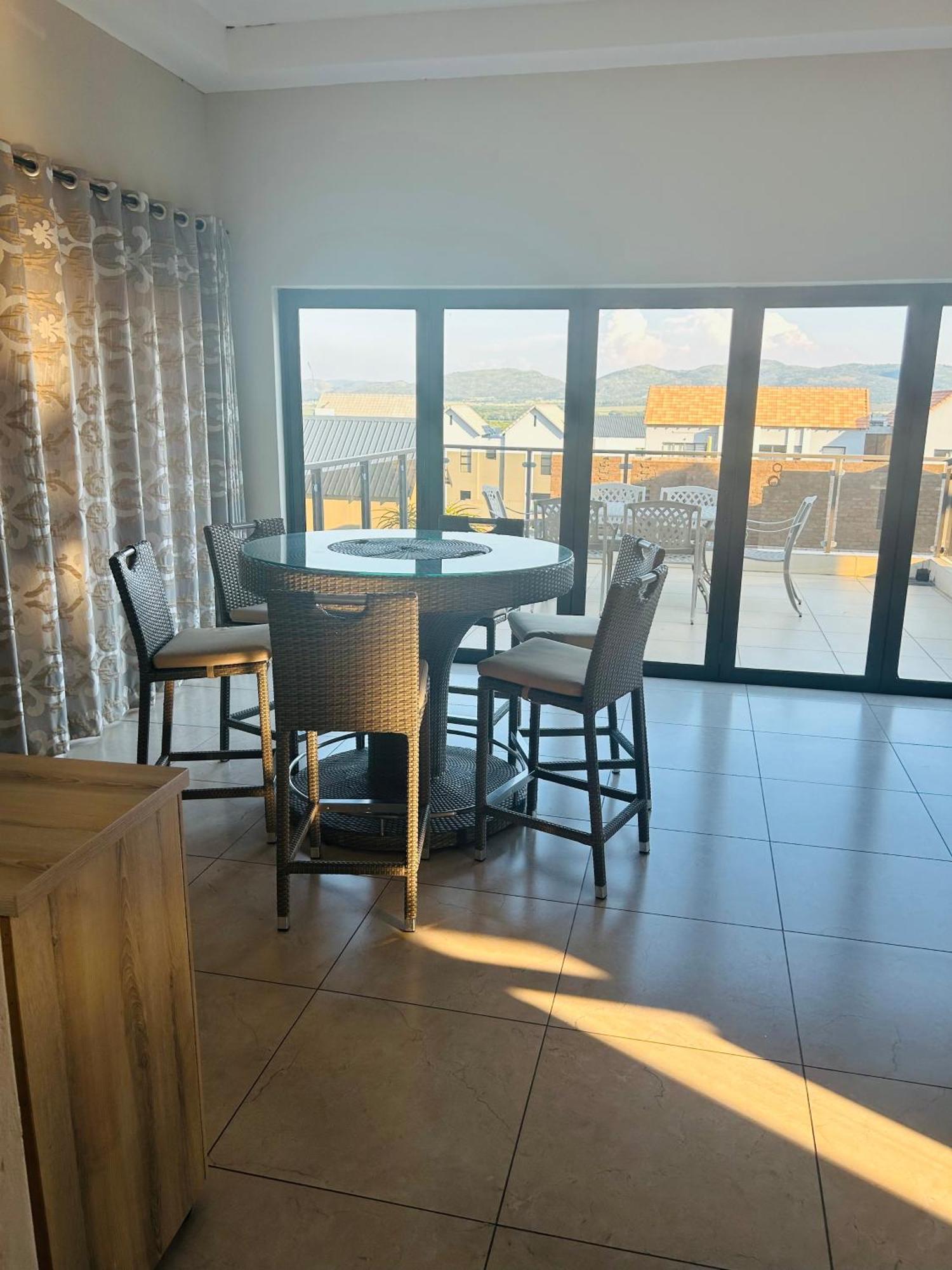 Bluewave Lifestyle Villa Hartbeespoort Extérieur photo