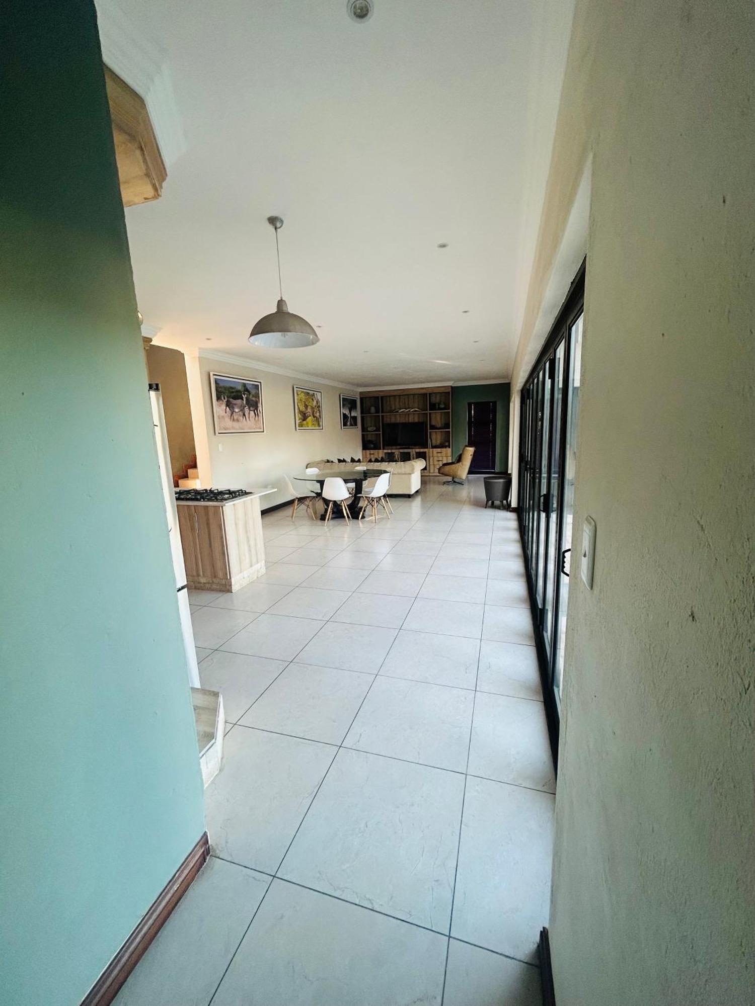 Bluewave Lifestyle Villa Hartbeespoort Extérieur photo
