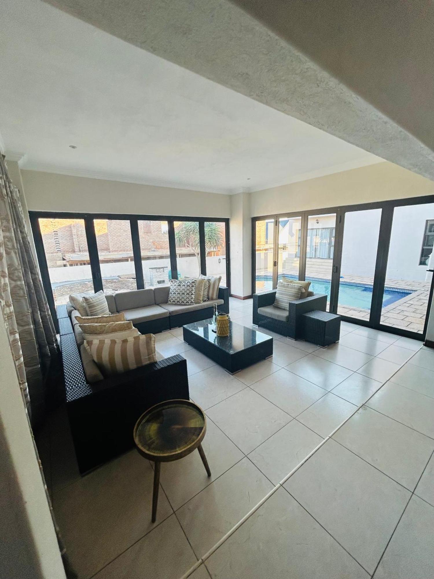 Bluewave Lifestyle Villa Hartbeespoort Extérieur photo