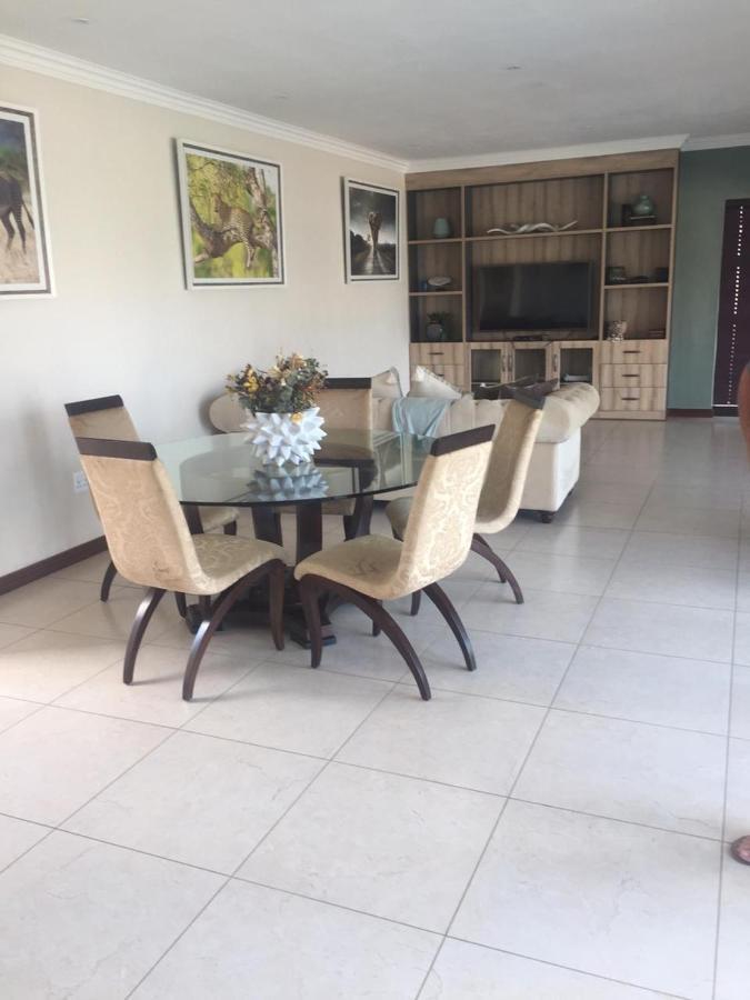 Bluewave Lifestyle Villa Hartbeespoort Extérieur photo